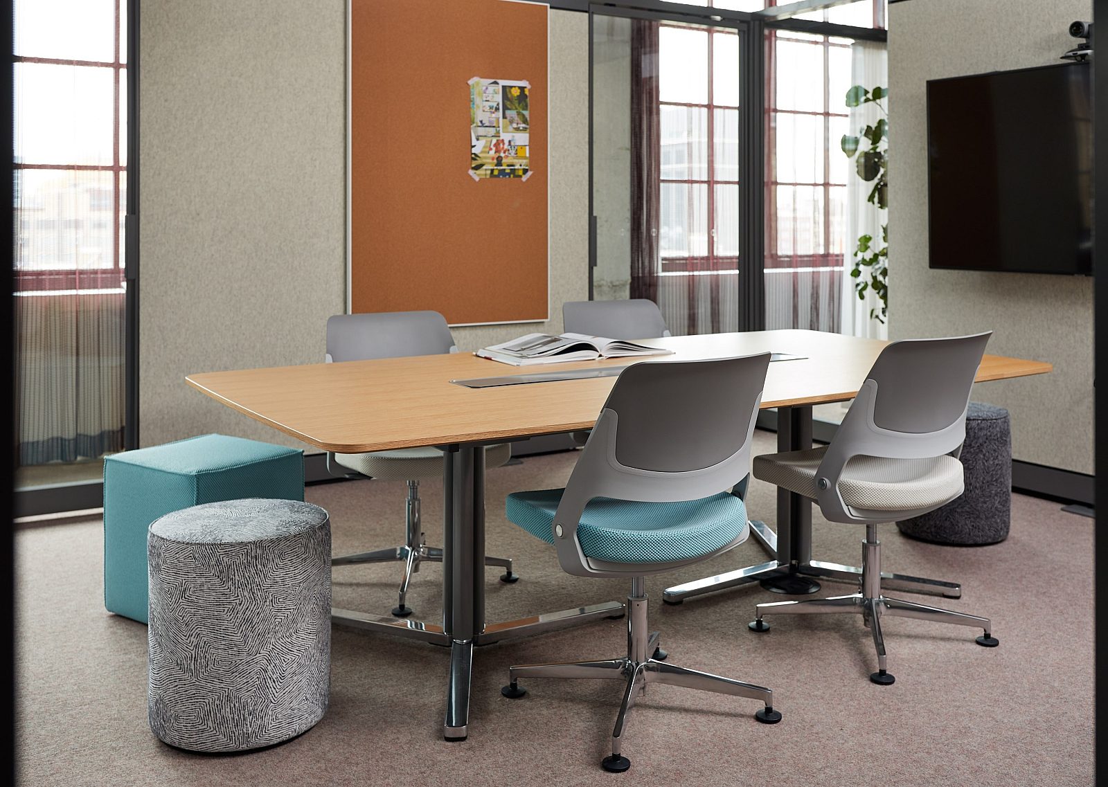 Knoll Environment Islands Collection by Knoll® MX-Base | CFI Workspace