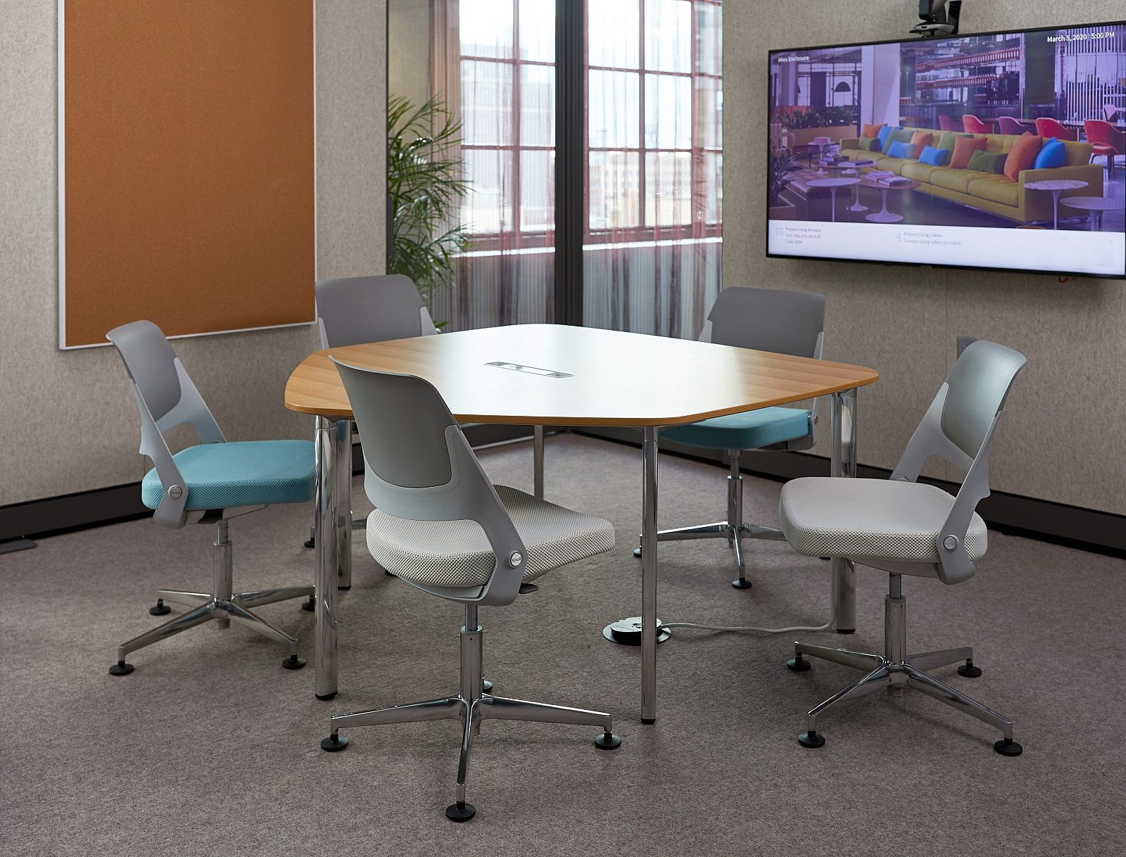 Knoll Environment Islands Collection by Knoll® SL-Base | CFI Workspace